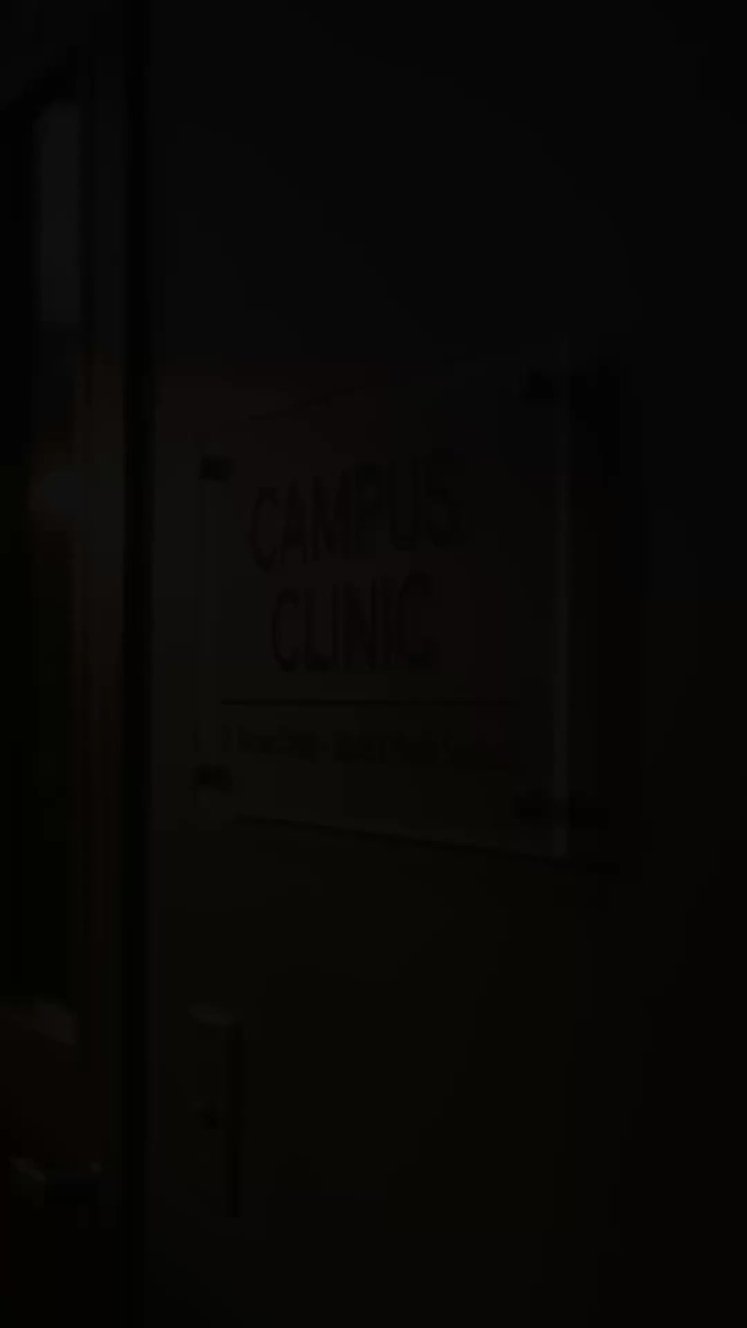 Terjebak Cinta pada Dokter Tengah Malam