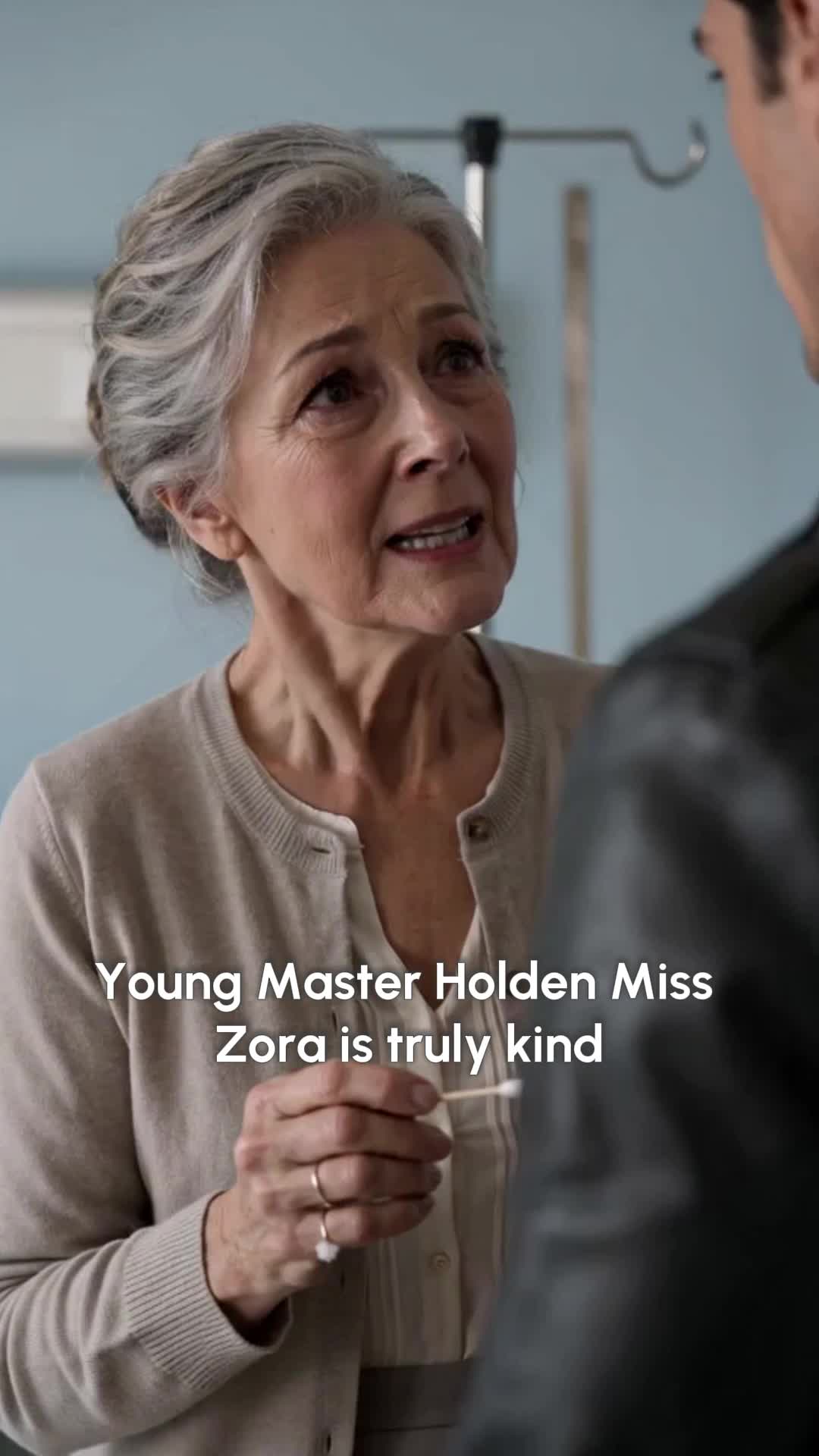 The Abandoned Heiress Turned Family Darling