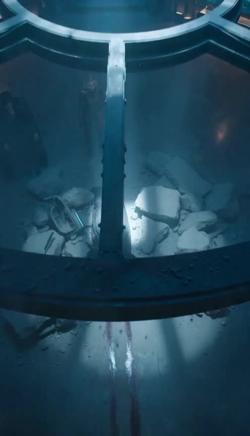 Twin Wolves Of The Moon Throne