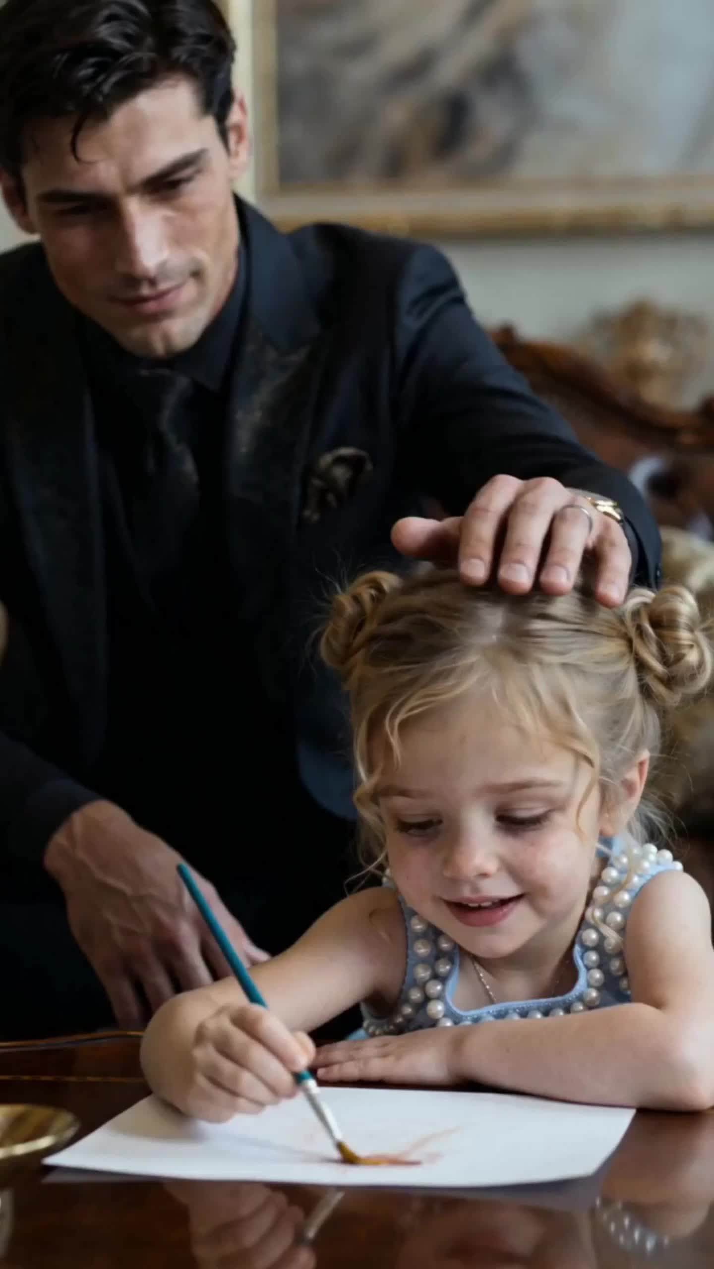 Bilionário Misterioso, Quem é o Pai do Meu Bebê?