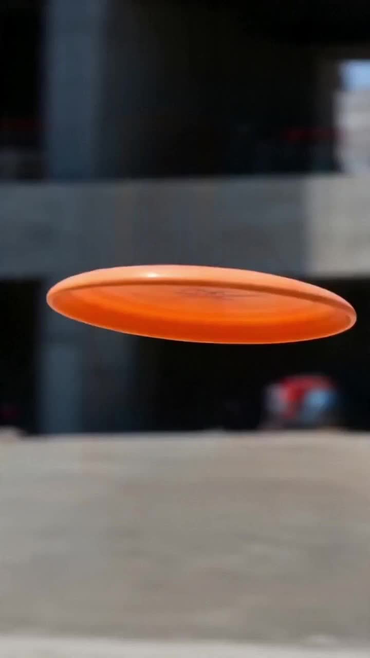 الظل المختفي