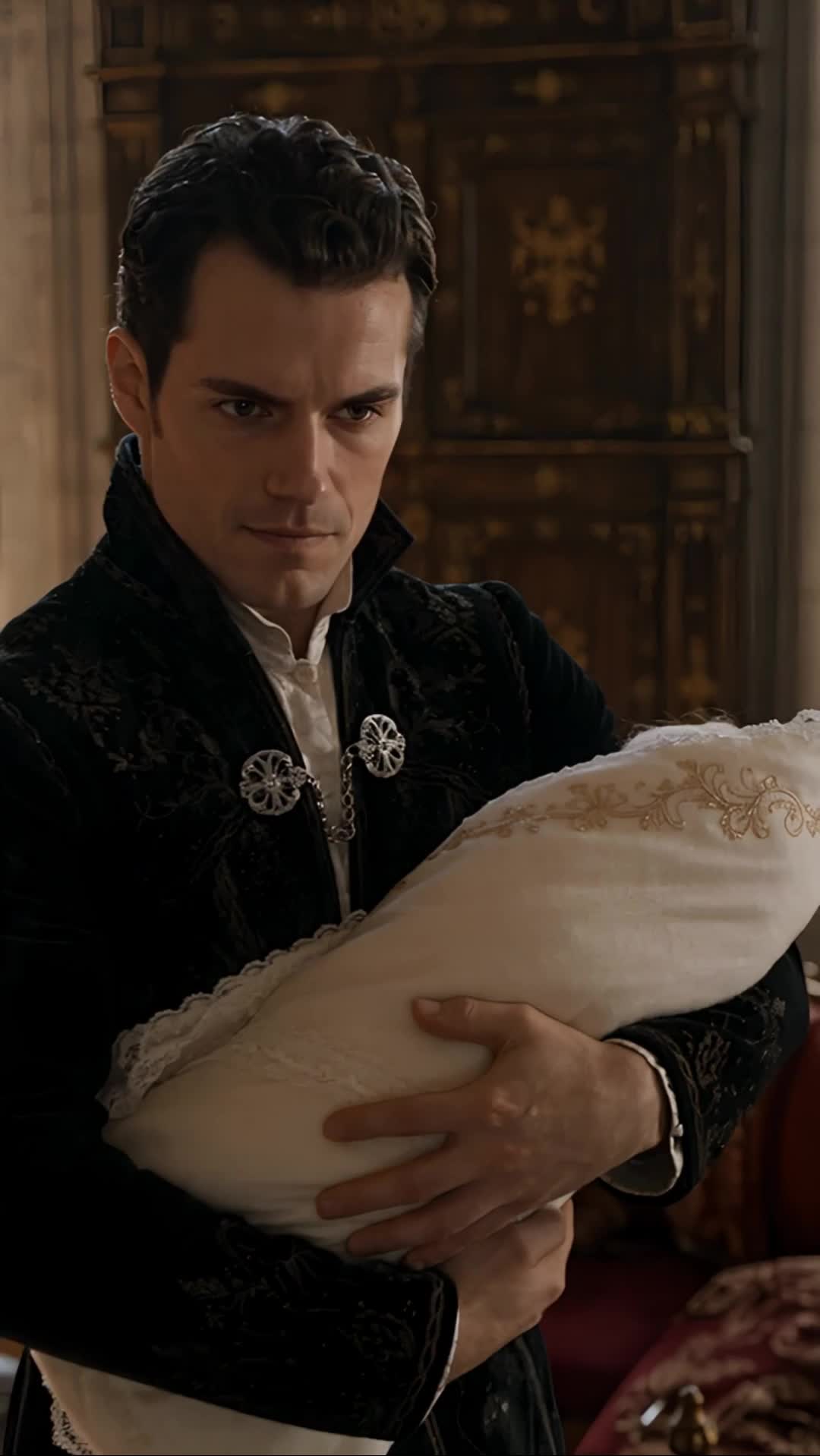 The Heroine in the Cradle