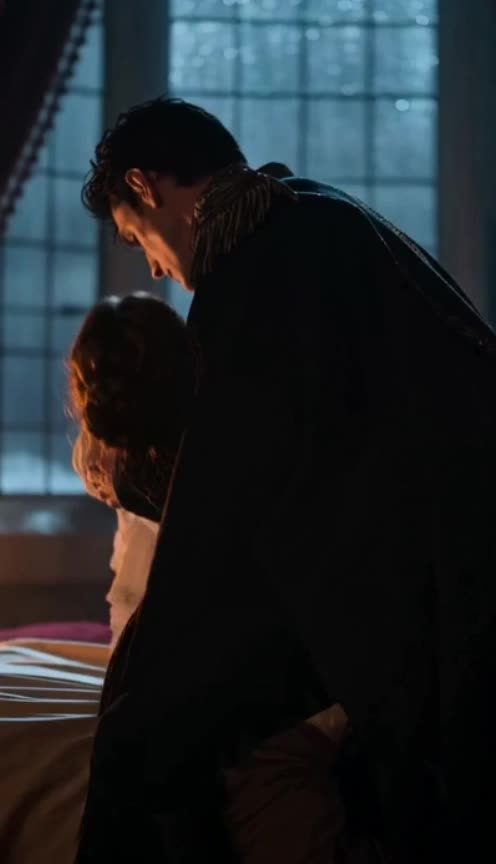 After the Broken Bond, I Fell into the Alpha's Arms
