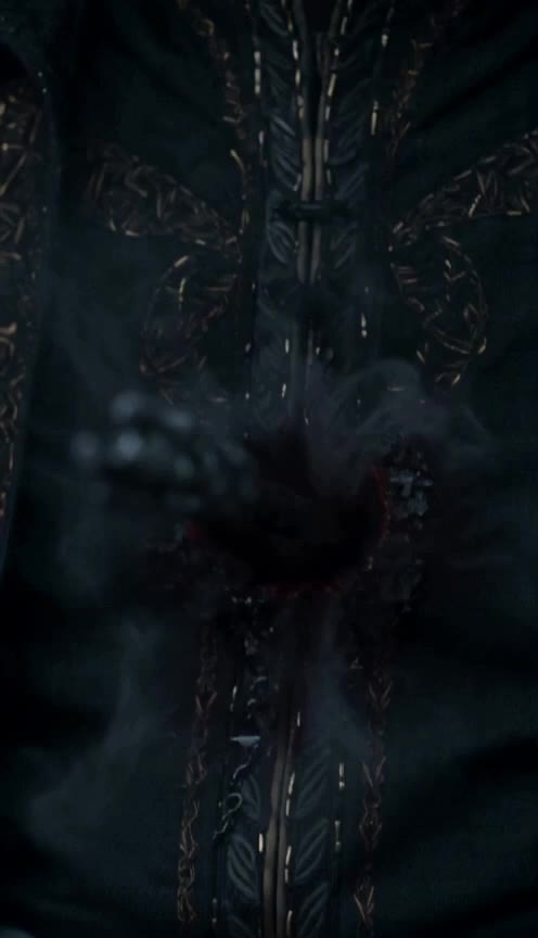 After the Broken Bond, I Fell into the Alpha's Arms