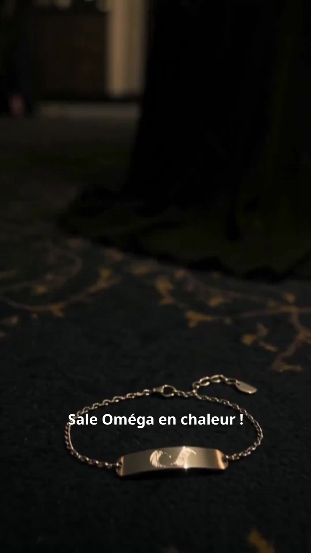Après la rupture, deux Alphas deviennent fous d'elle