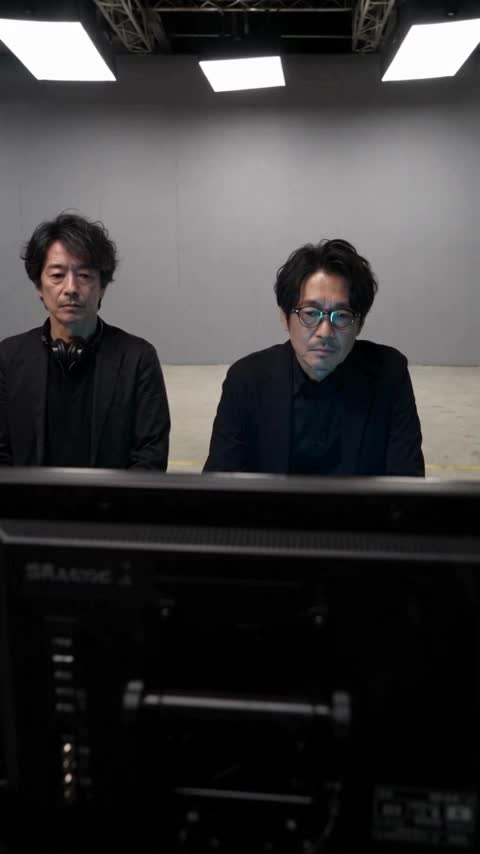 捨てられた妻を迎えに来たのは、世界一の家族でした~離婚した日から始まる、溺愛逆転人生~