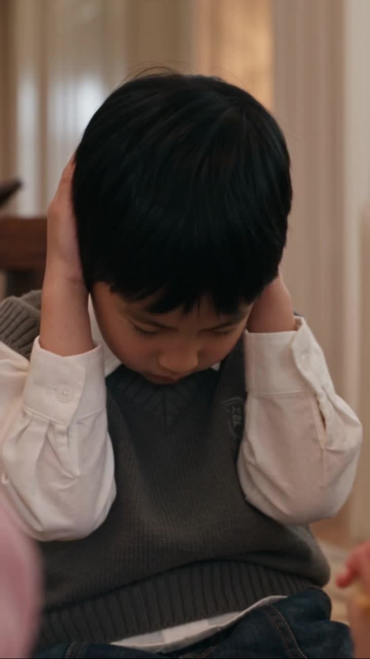 捨てられた妻を迎えに来たのは、世界一の家族でした~離婚した日から始まる、溺愛逆転人生~