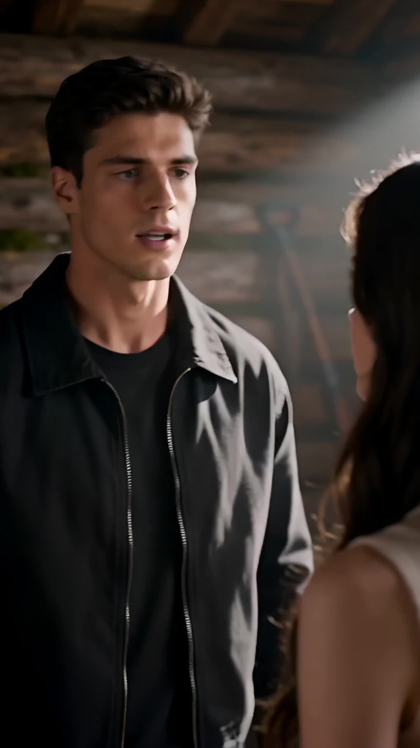 The Rejected White Wolf Is His True Luna