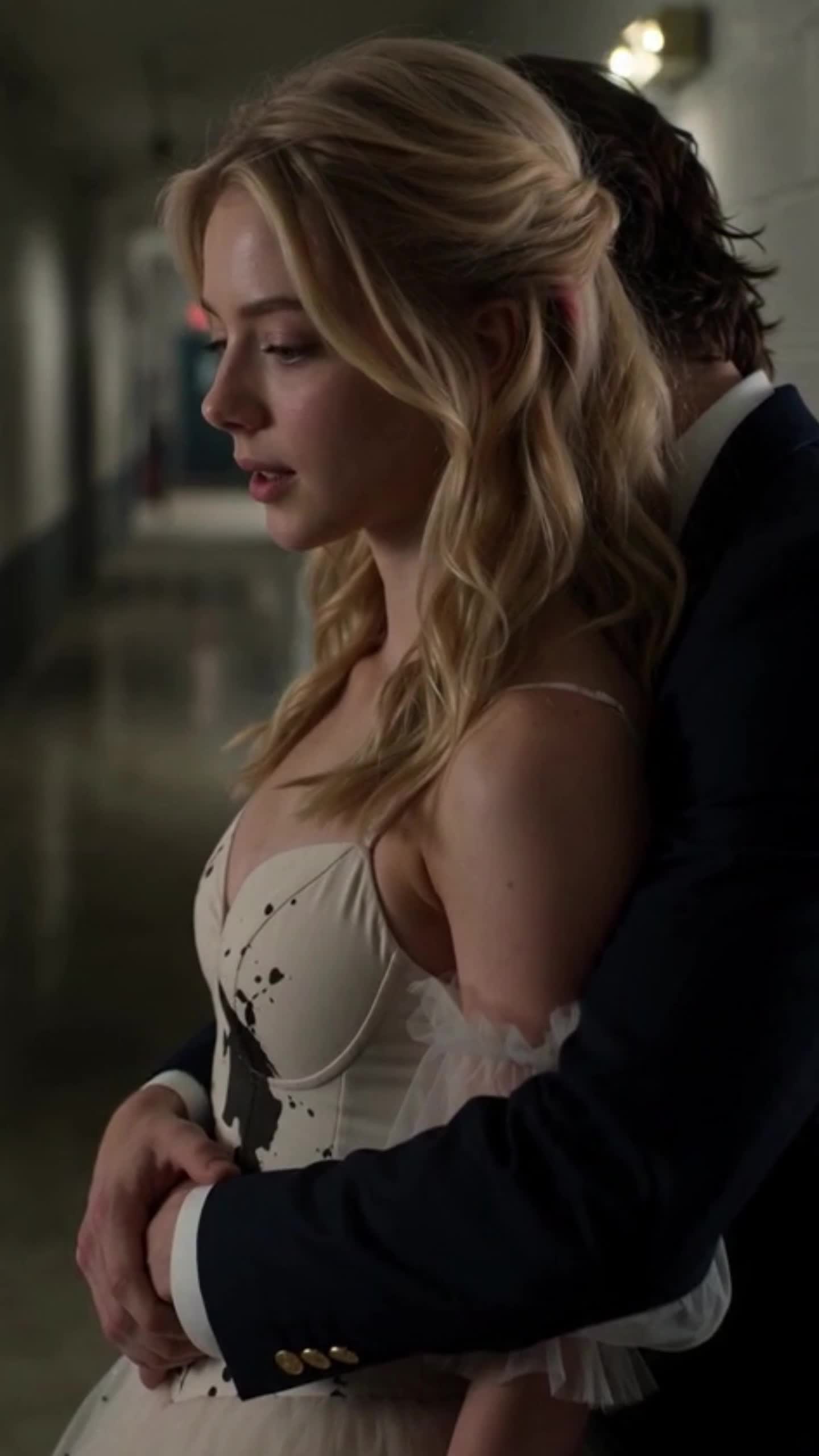 The Actress in the Novel Bites Back